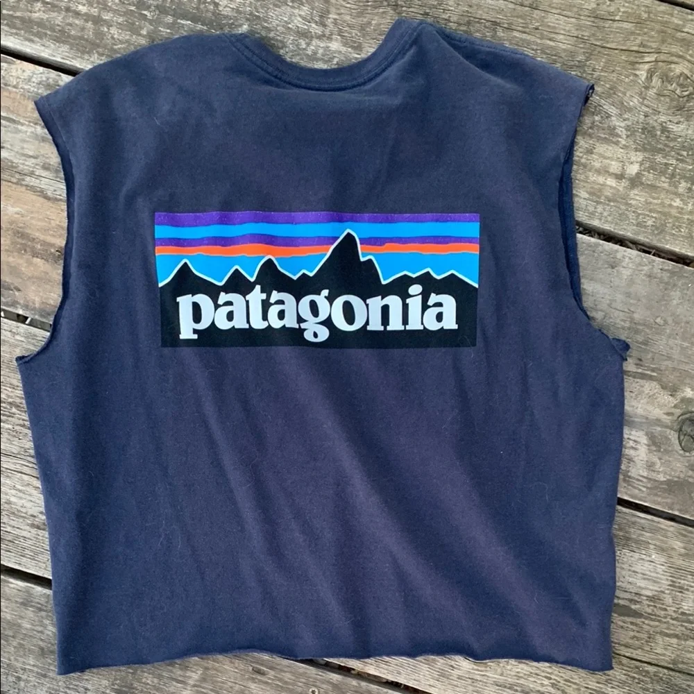 Patagonia Women's Responsibili-tee Navy Sleeveless Cropped Tie Top - Picture 1 of 10